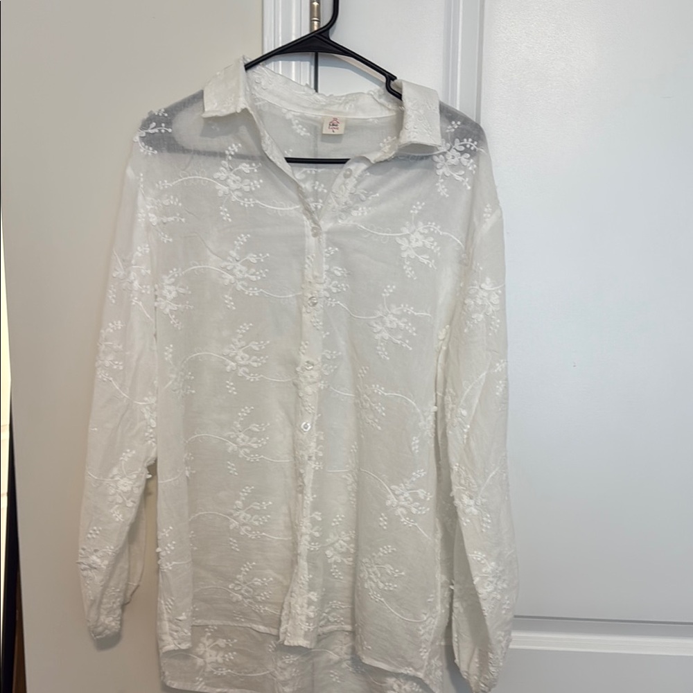Elegant White Lace Womens blouse